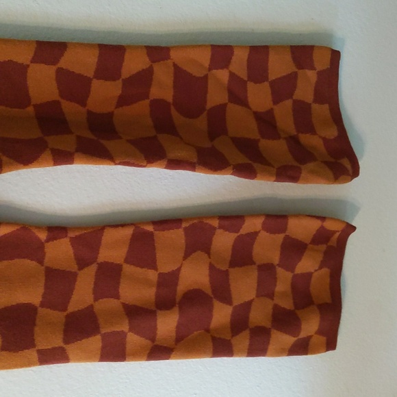 Nectar Women's High Rise abstract print knit pants - Picture 3 of 6